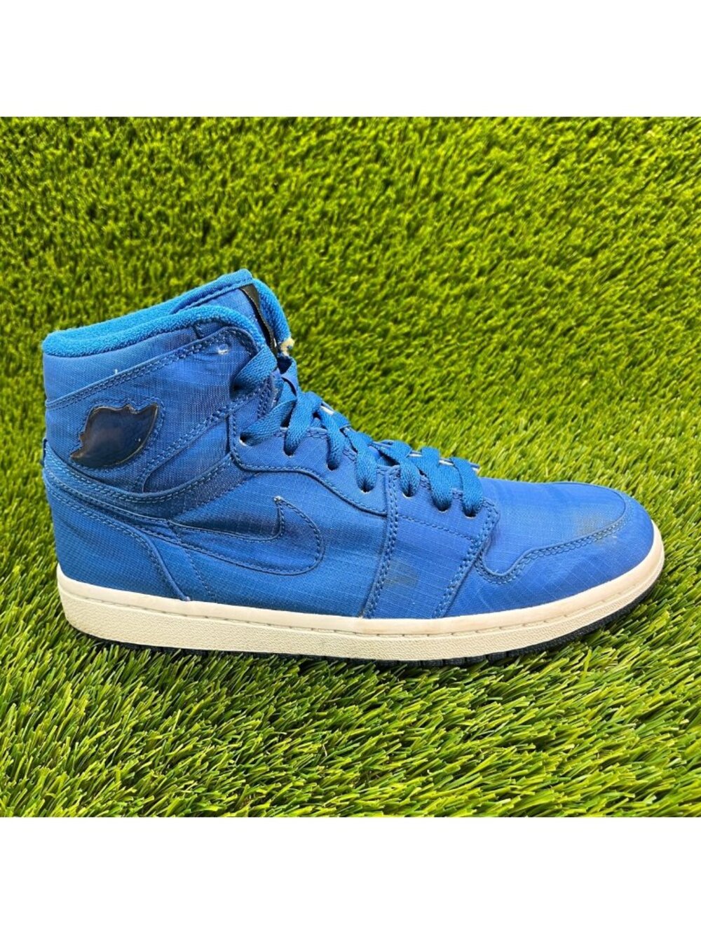 Nike Air Jordan 1 Retro Sapphire Mens Size 8 Running Basketball Shoes Sneakers